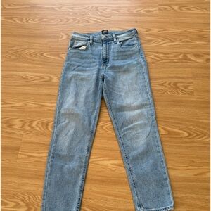 BDG URBAN OUTFITTERS HIGH RISE CROPPED JEANS
